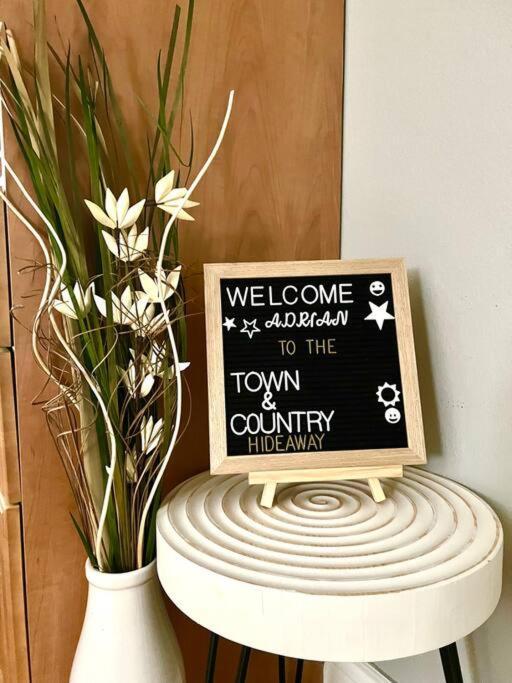 Town & Country Hideaway - 1Br/1Ba, 20 Min Famu/Fsu Apartment Tallahassee Bagian luar foto